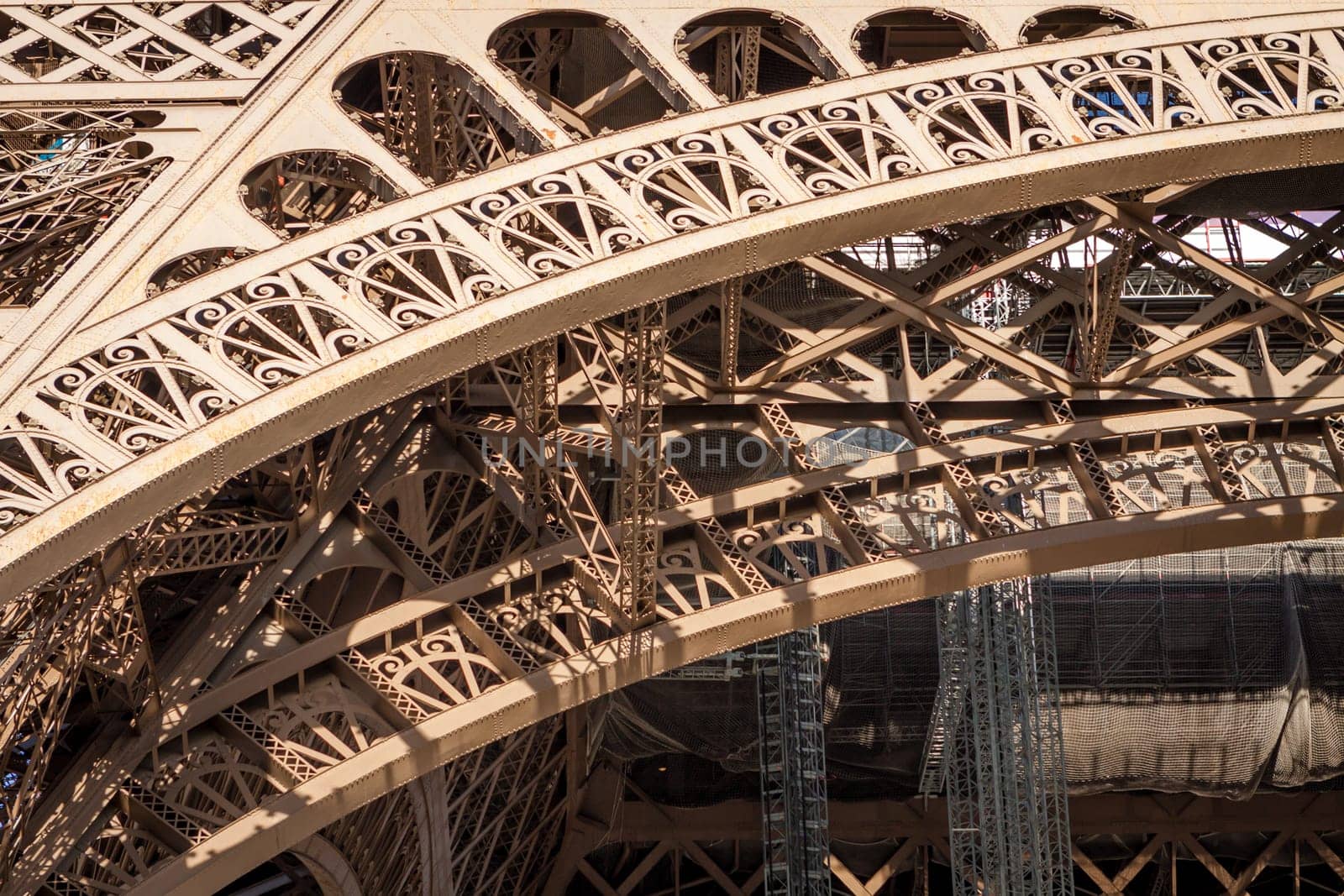 eiffeltower in paris landmark in front of blue sky in spring architecture view