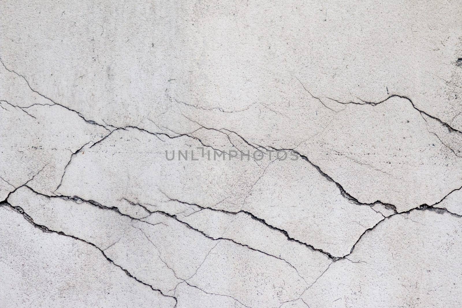 Detail of the cracked wall - fine cracks on the wall