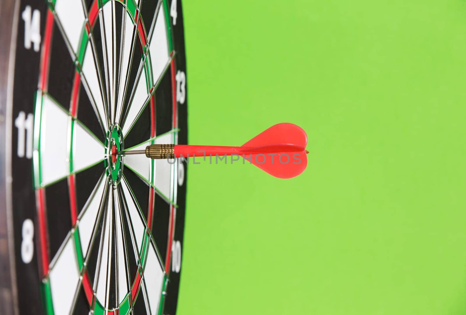 darts arrows in the target center