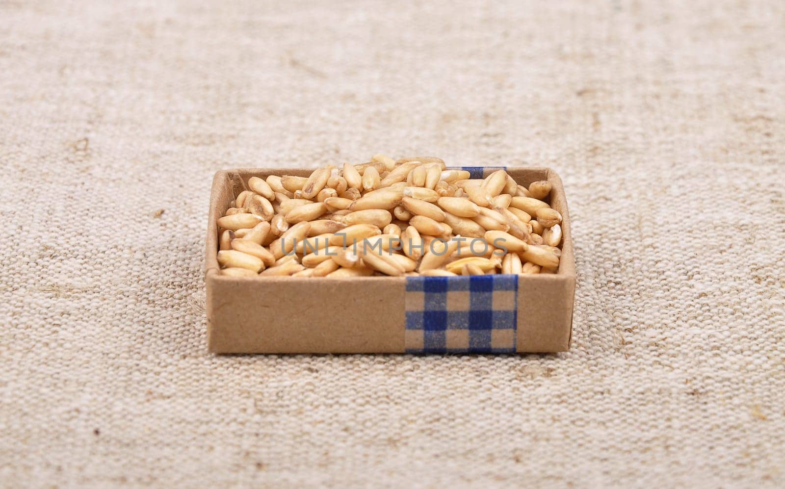 Oats on linen