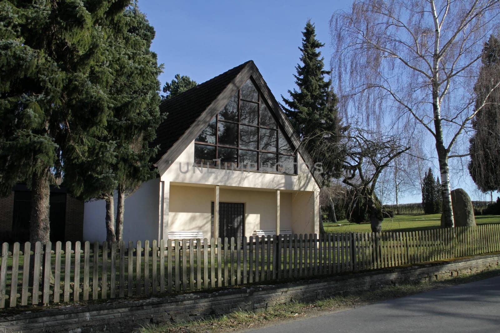 Cemetery chapel in Extertal-Meierberg