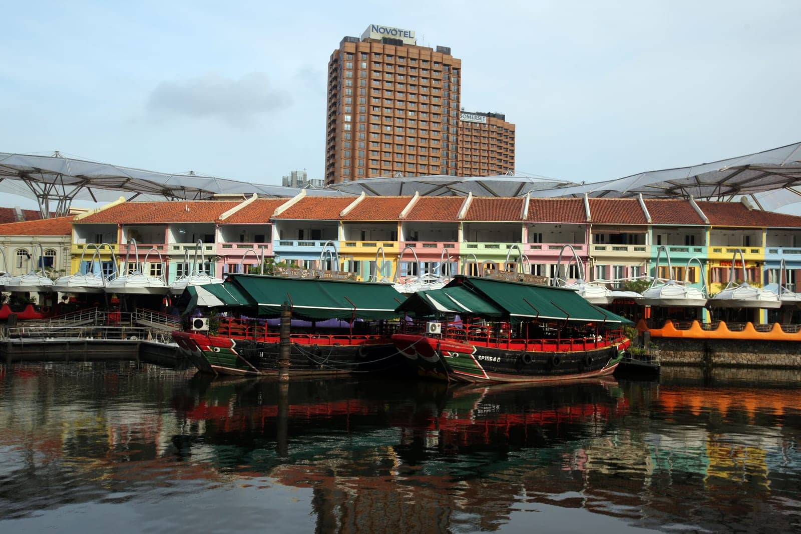 Asia,South East,Singapore,Island,State,City,City,Skyline,Center,Boat Quay,Financial District,Clark Quay,Boat,River,River,Singapore River