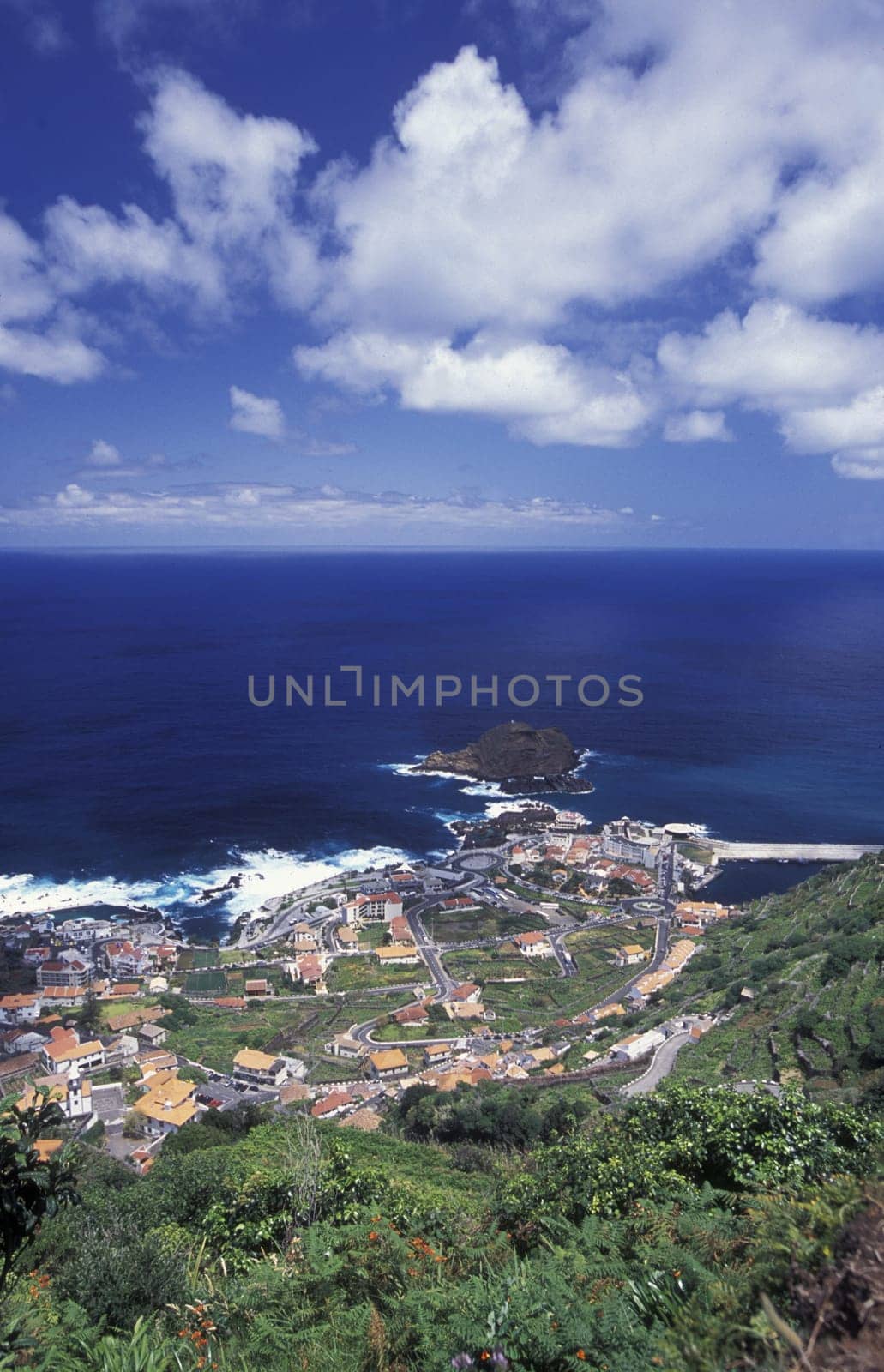 Europe,Atlantic Ocean,Portugal,Island,Madeira,Porto Moniz,Sea,Landscape,Village,Coast,. A sunset on the coast near the village of Porto Moniz in the north island of Madeira in the Atlantic Ocean,Portugal,(Urs Flueeler)
