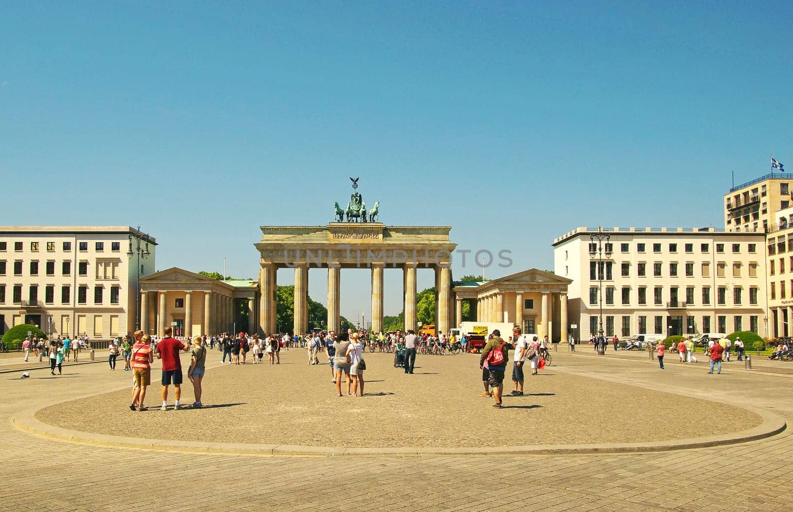 Brandenburger Tor Deutschland Berlin / Brandenburg Gate Germany Berlin