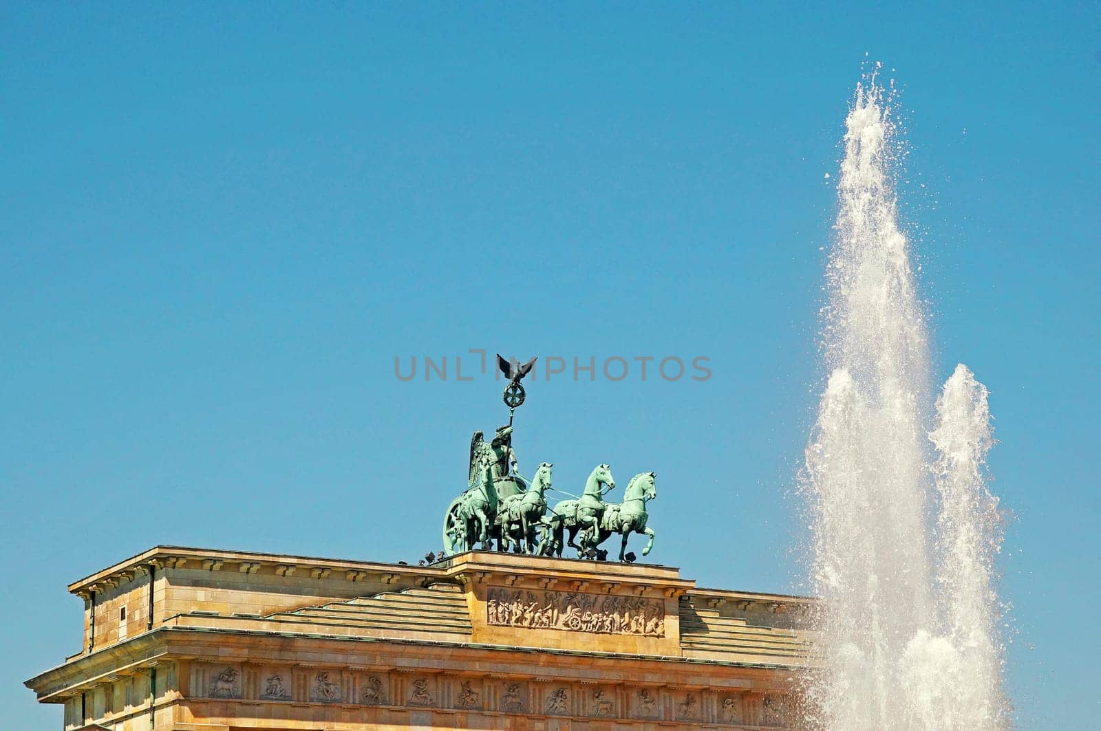 Brandenburger Tor Deutschland Berlin / Brandenburg Gate Germany Berlin