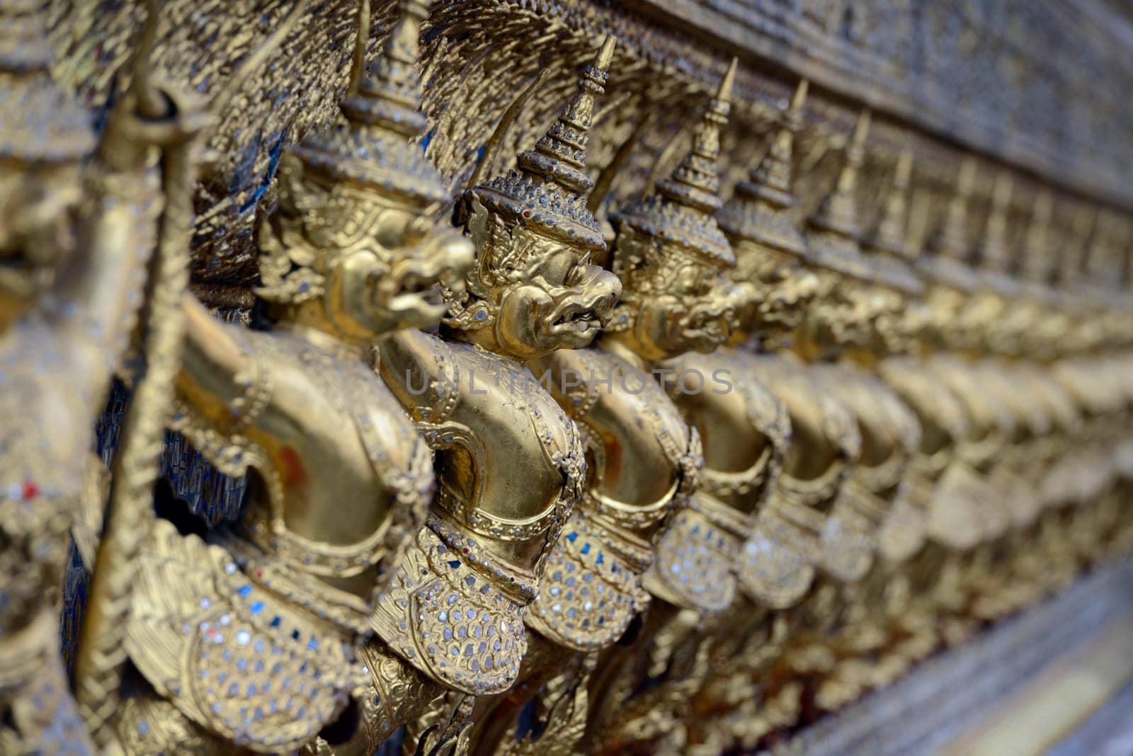 Der Wat Phra Kaew in der Stadt Bangkok in Thailand in Suedostasien.