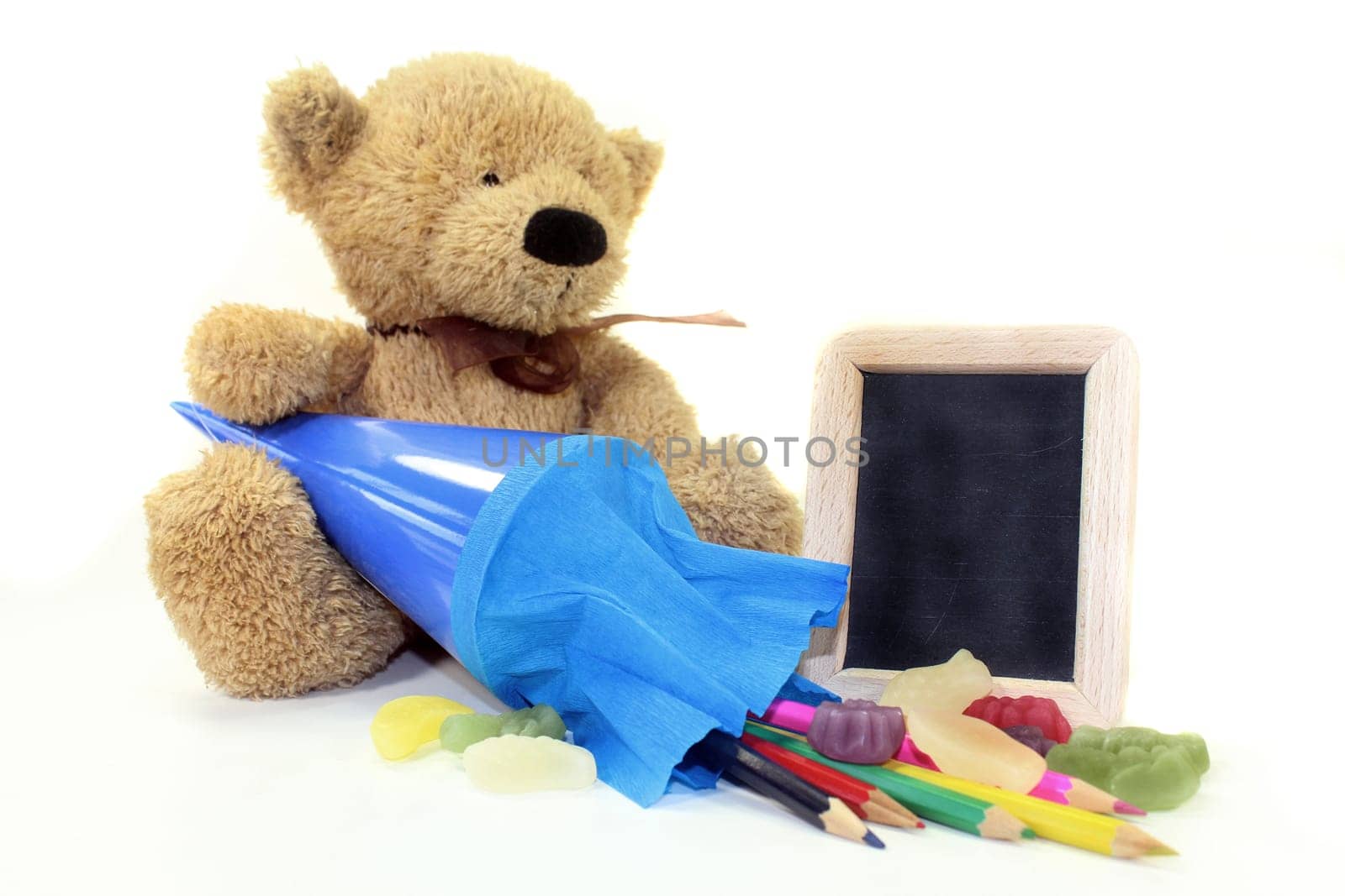 Teddy with school bag and blackboard