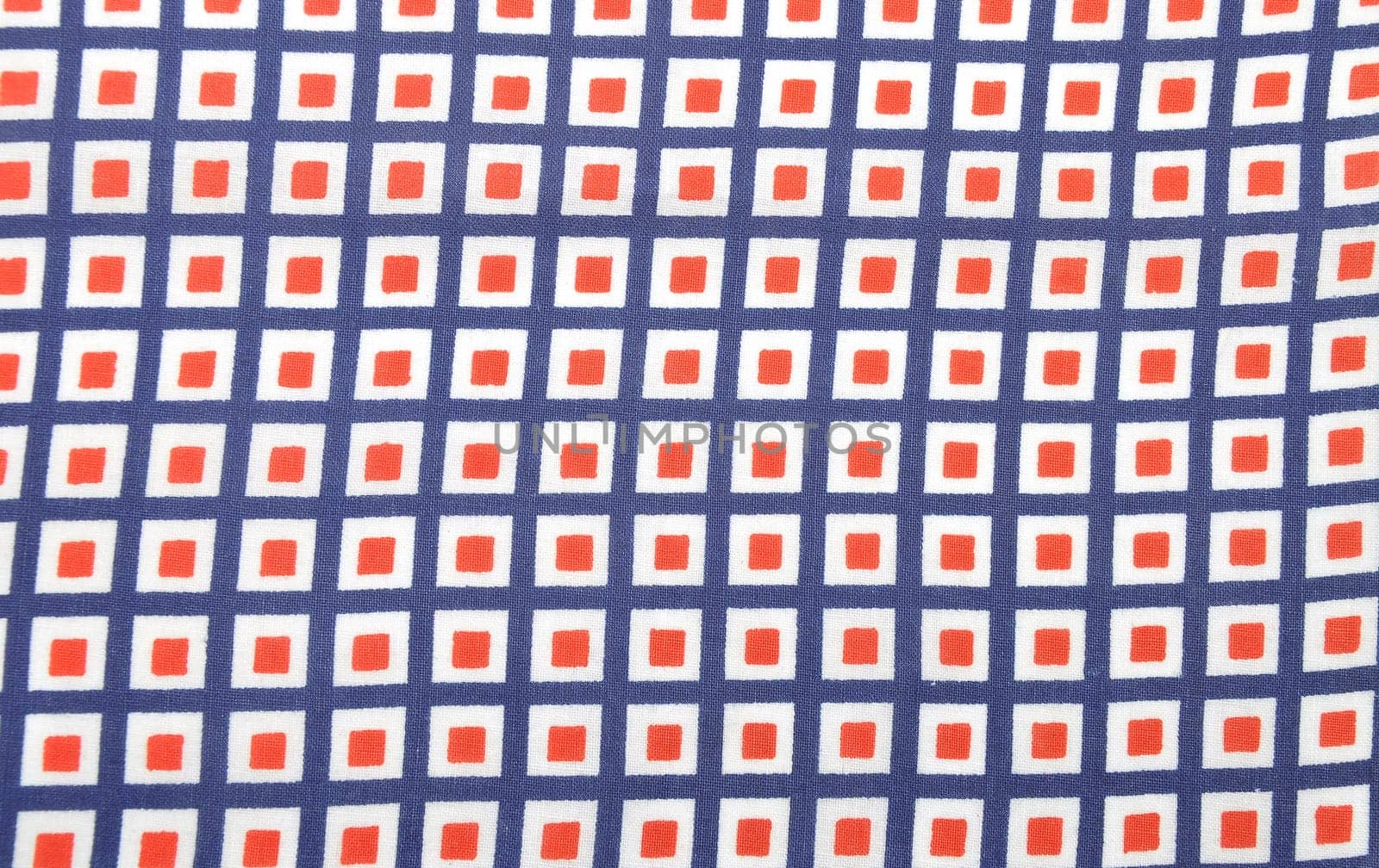 Cloth with plaid pattern