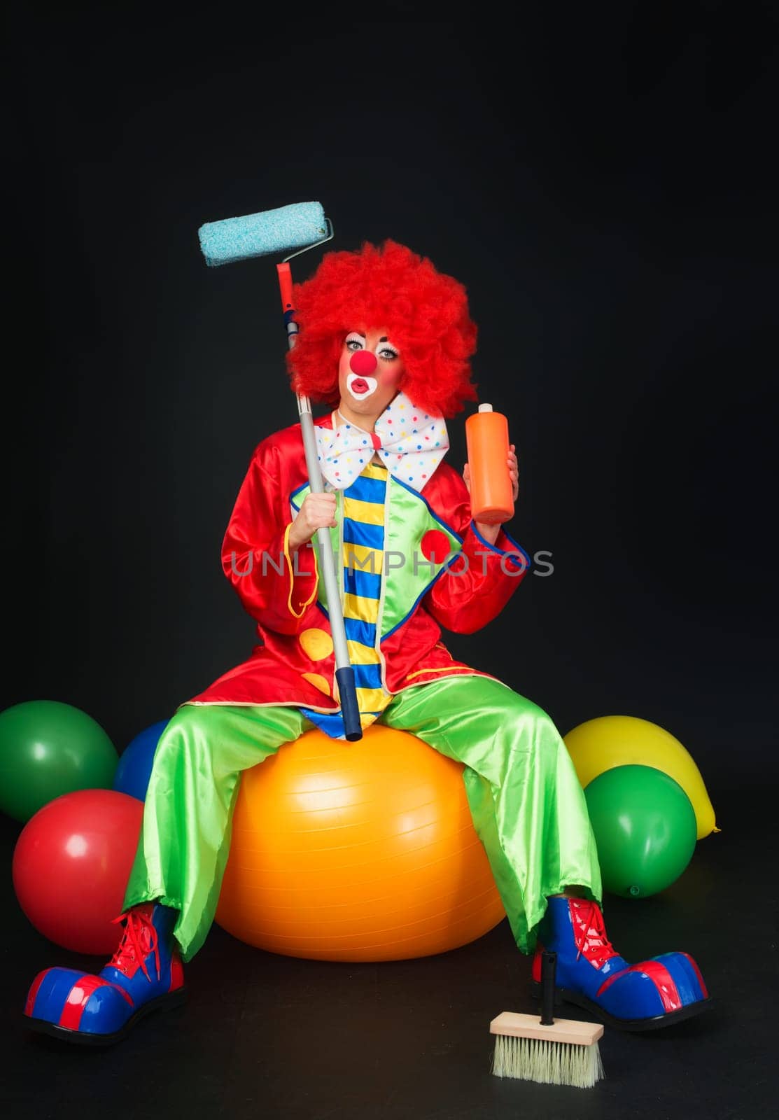 Clown as a painter