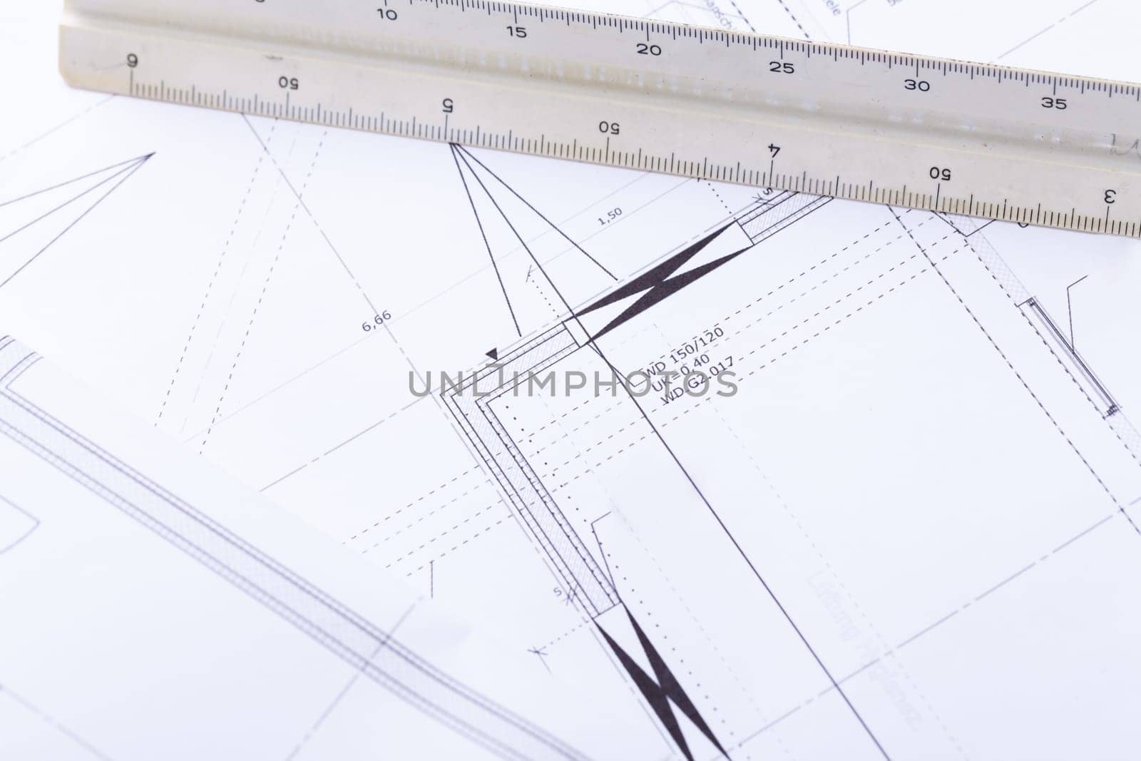 Architectural blueprints and working materials for architects for surveying in the Böro on a scherib tisch