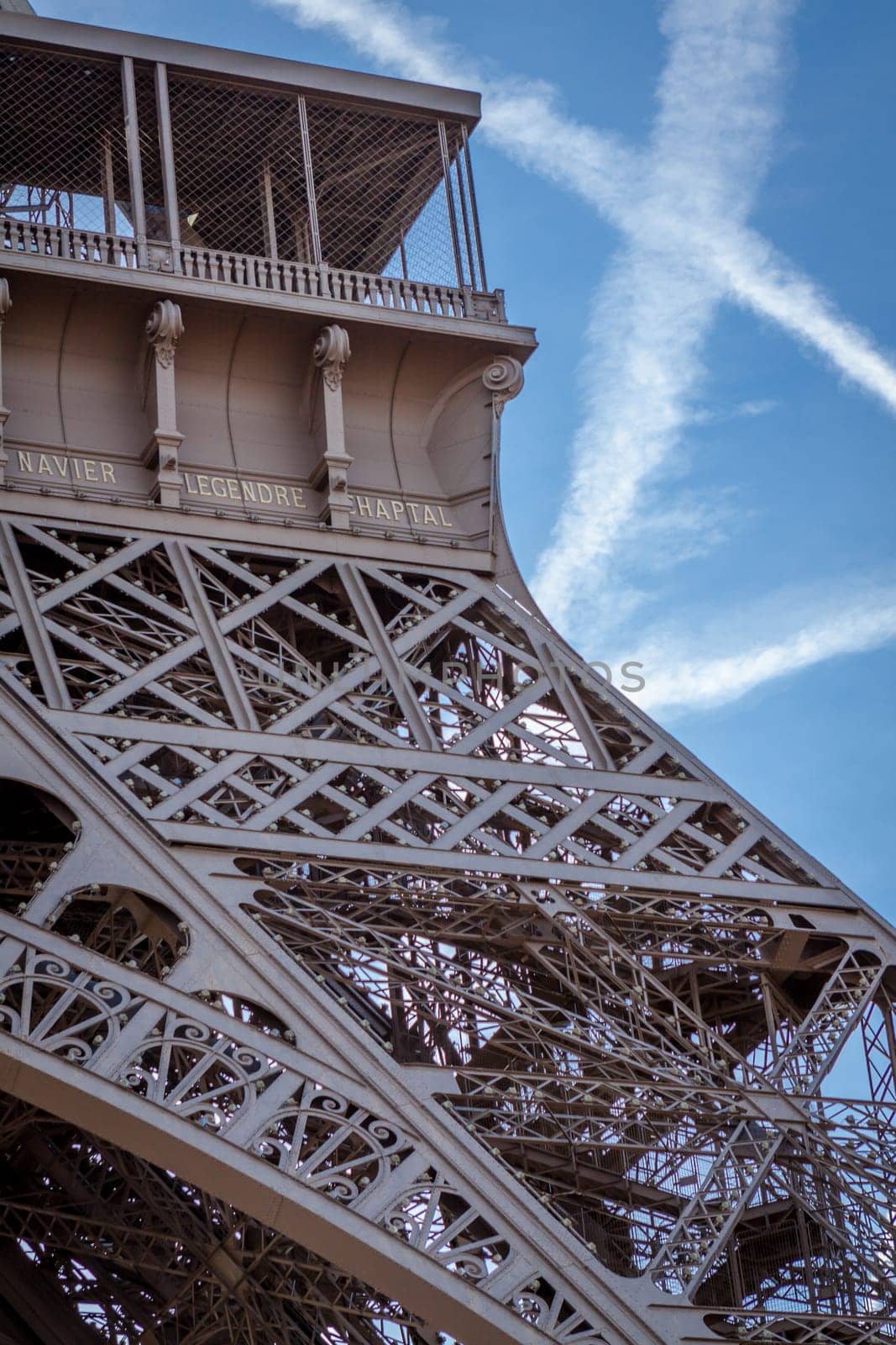 eiffeltower in paris landmark in front of blue sky in spring architecture view