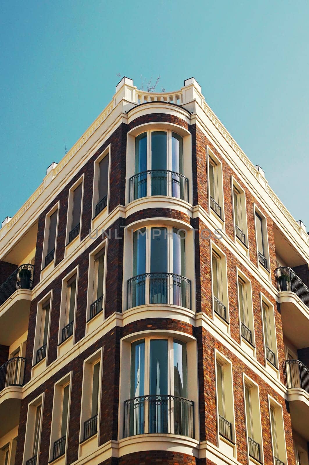 Modern Residential Building Berlin Germany / Modern Apartment Building Berlin Germany