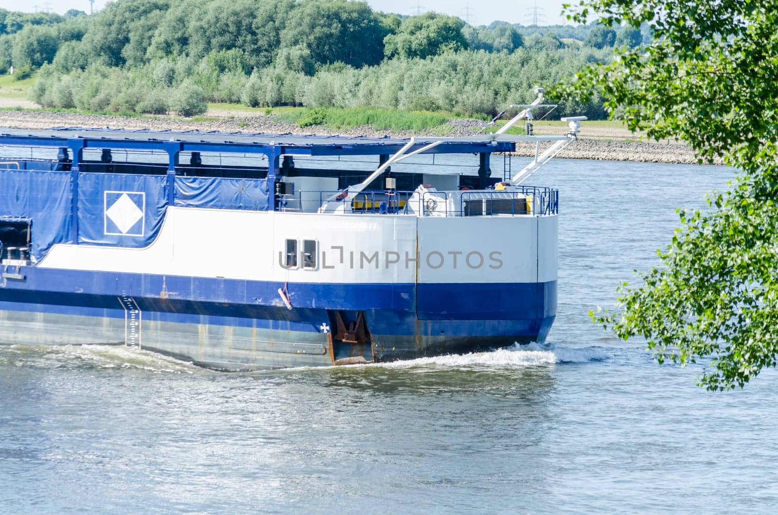 A tanker on the Rhine near Meerbusch,it is designed for sailing on inland waters and inland waterways.
