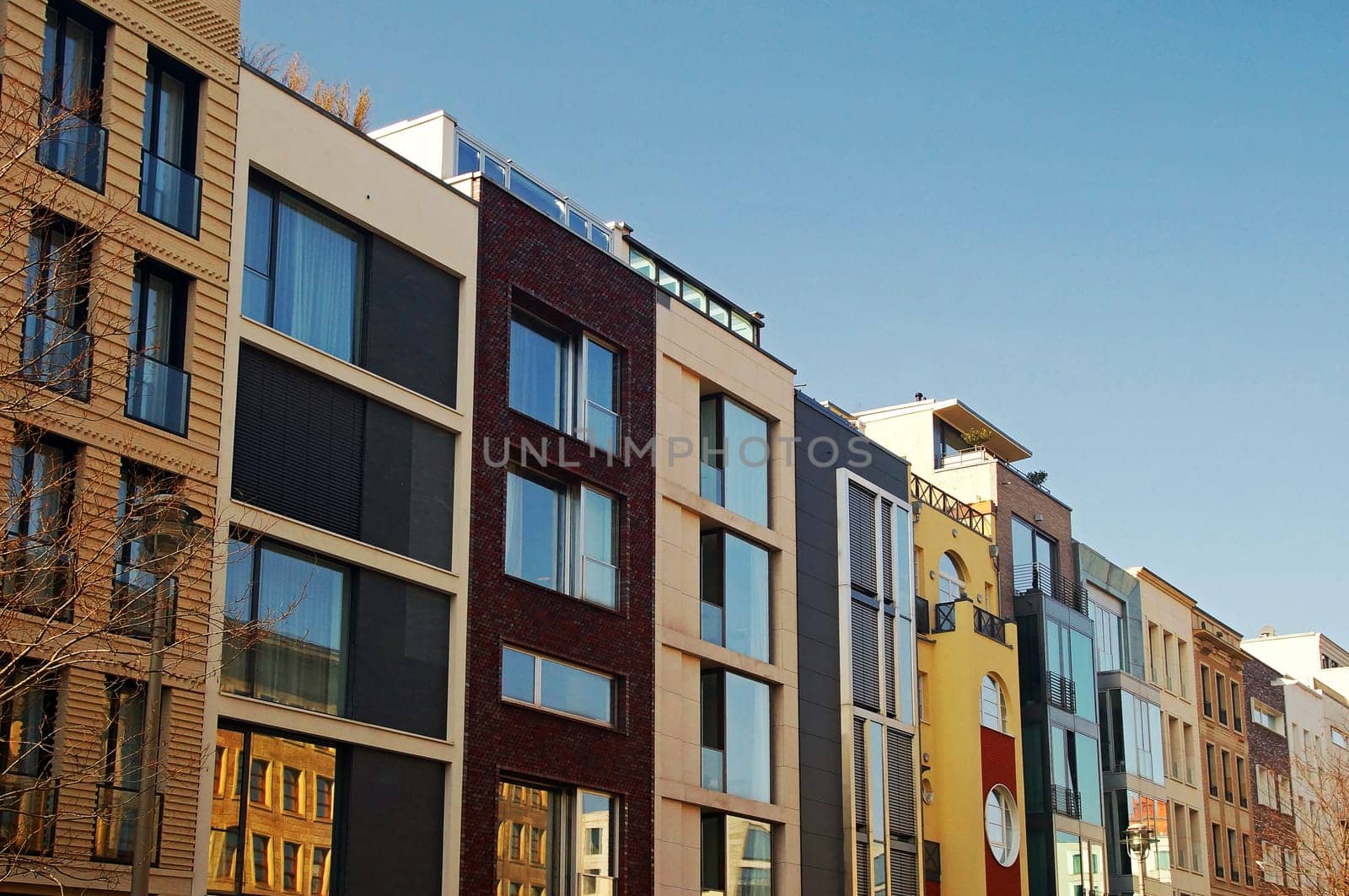 Modern Residential Building Berlin Germany / Modern Apartment Buildings Berlin Germany
