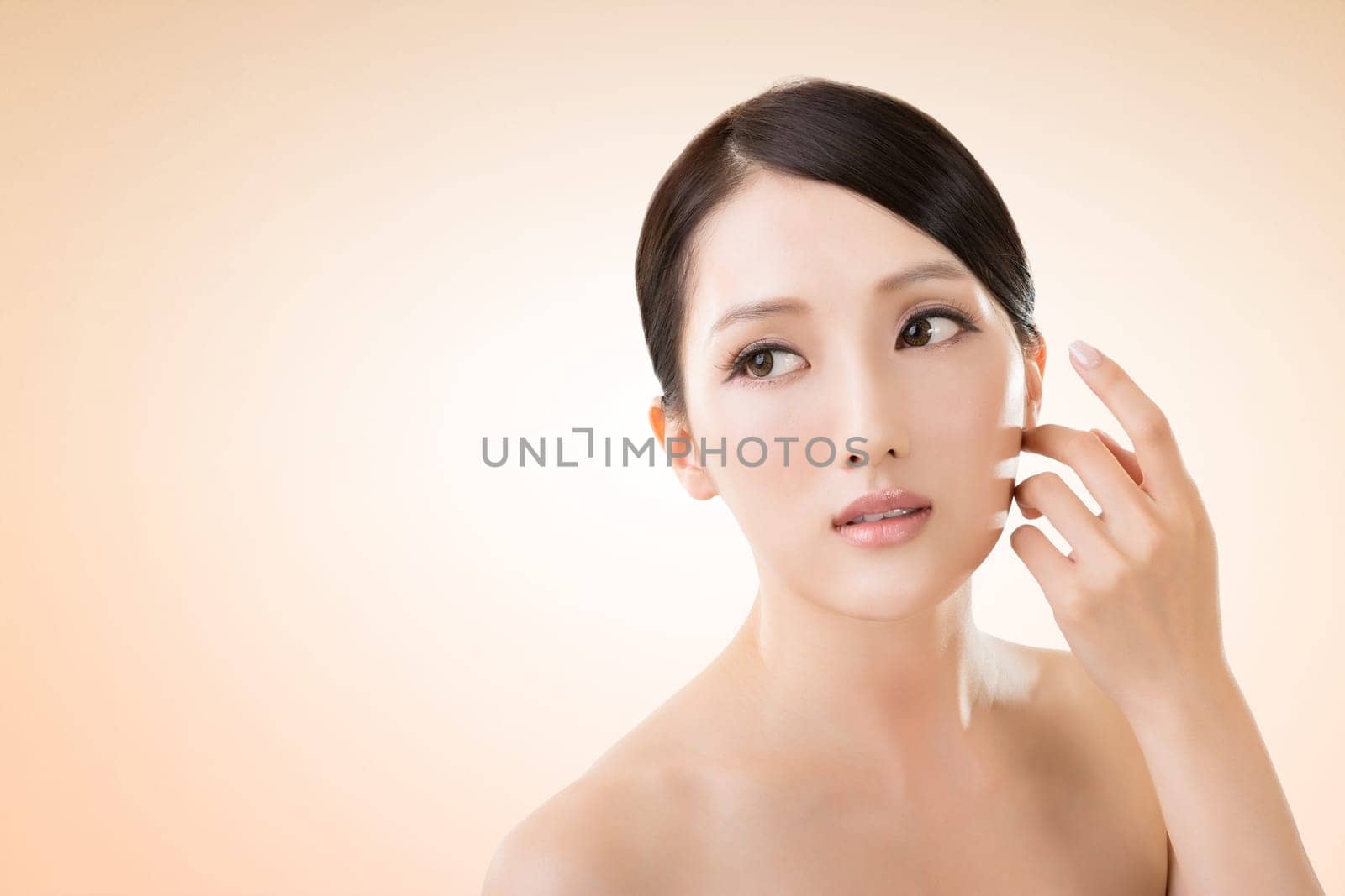Asian beauty face closeup portrait with clean and fresh elegant lady.