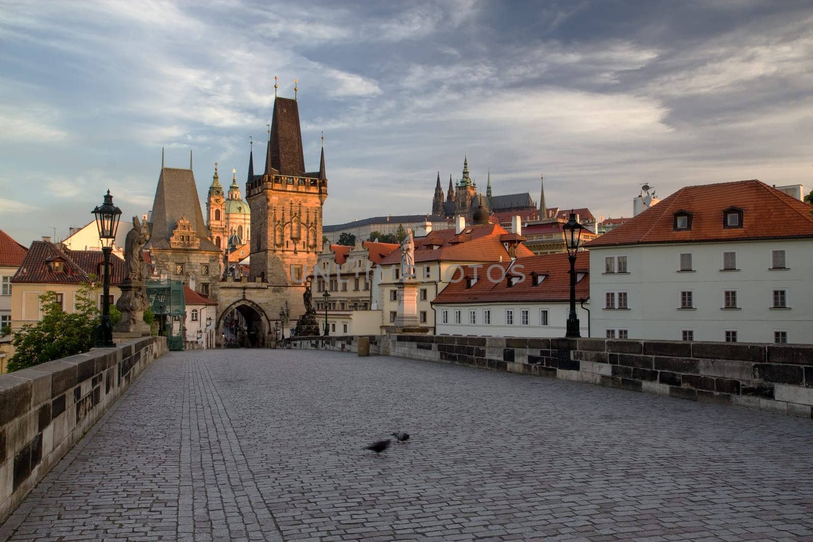 Charles Bridge, Mala Strana and Prague Castle in the early morning (Prague, Czech Republic)