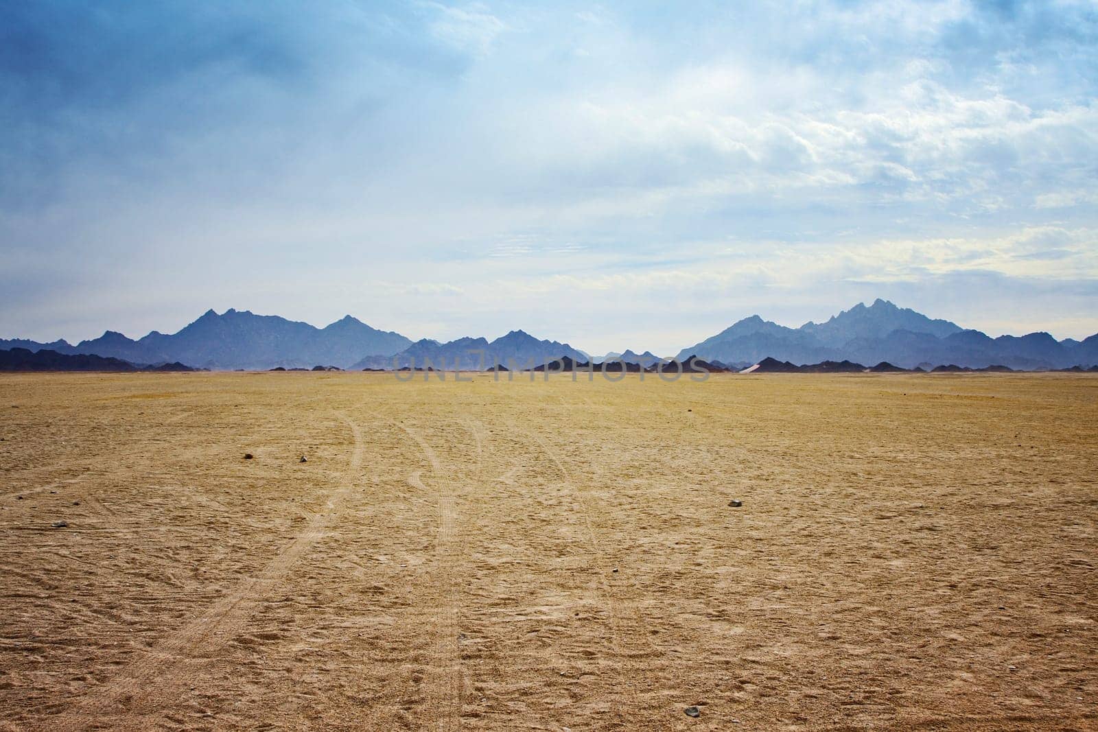 An image of a desert in Egypt