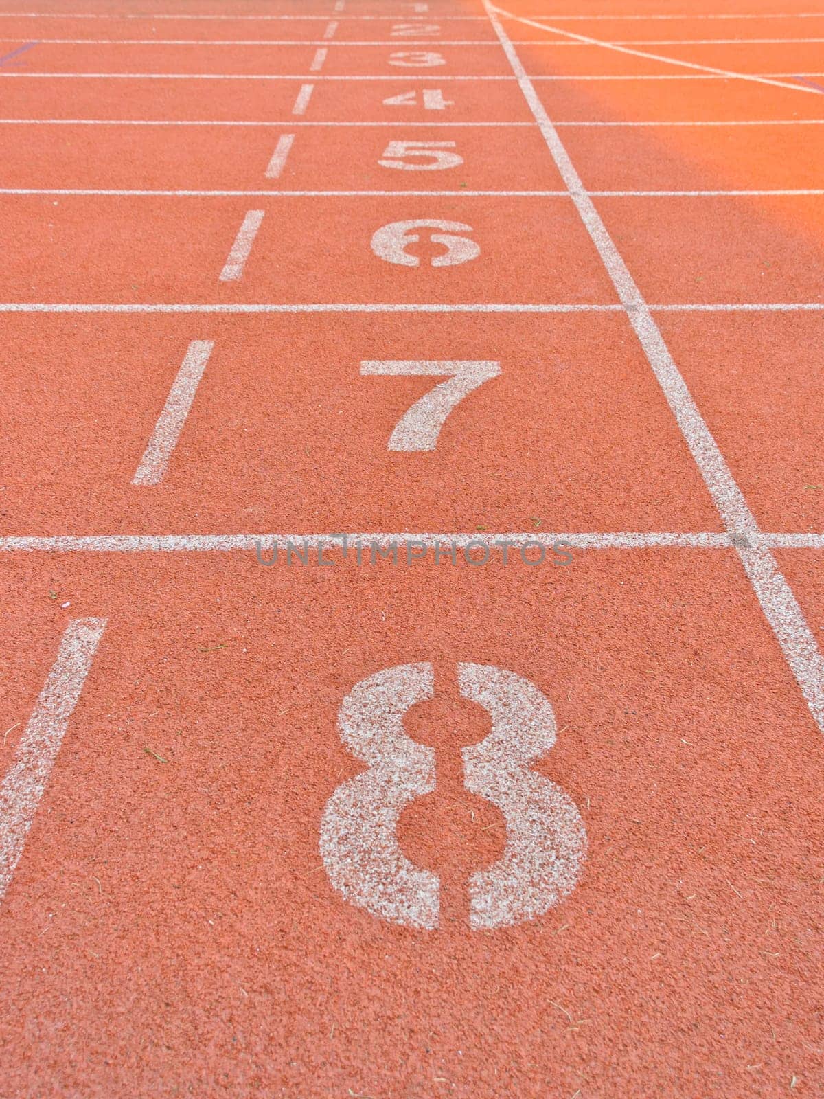Running track starting lane