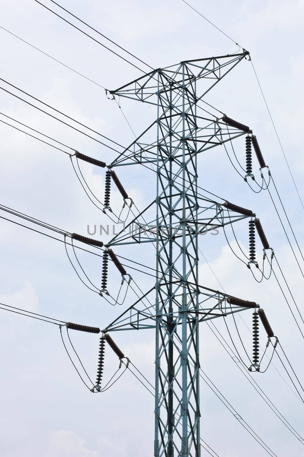 Transmission tower