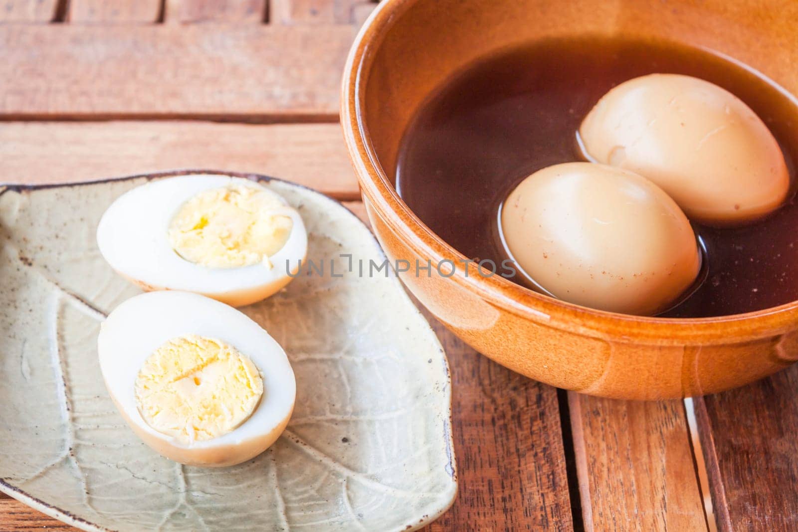 Hard-boiled eggs stew with sweet gravy