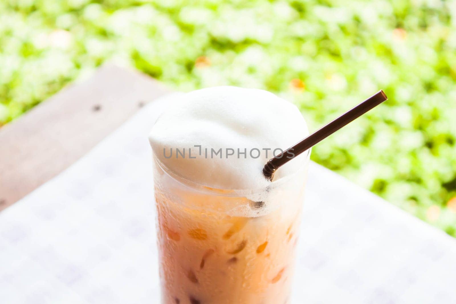 Break time with cold thai milk tea