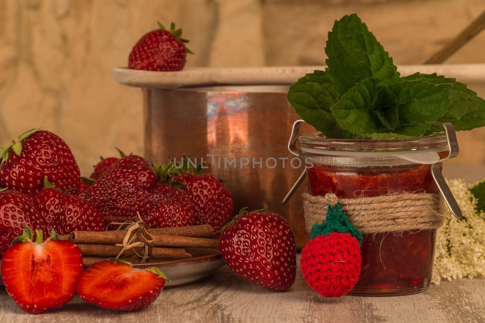 Strawberry jam cooking