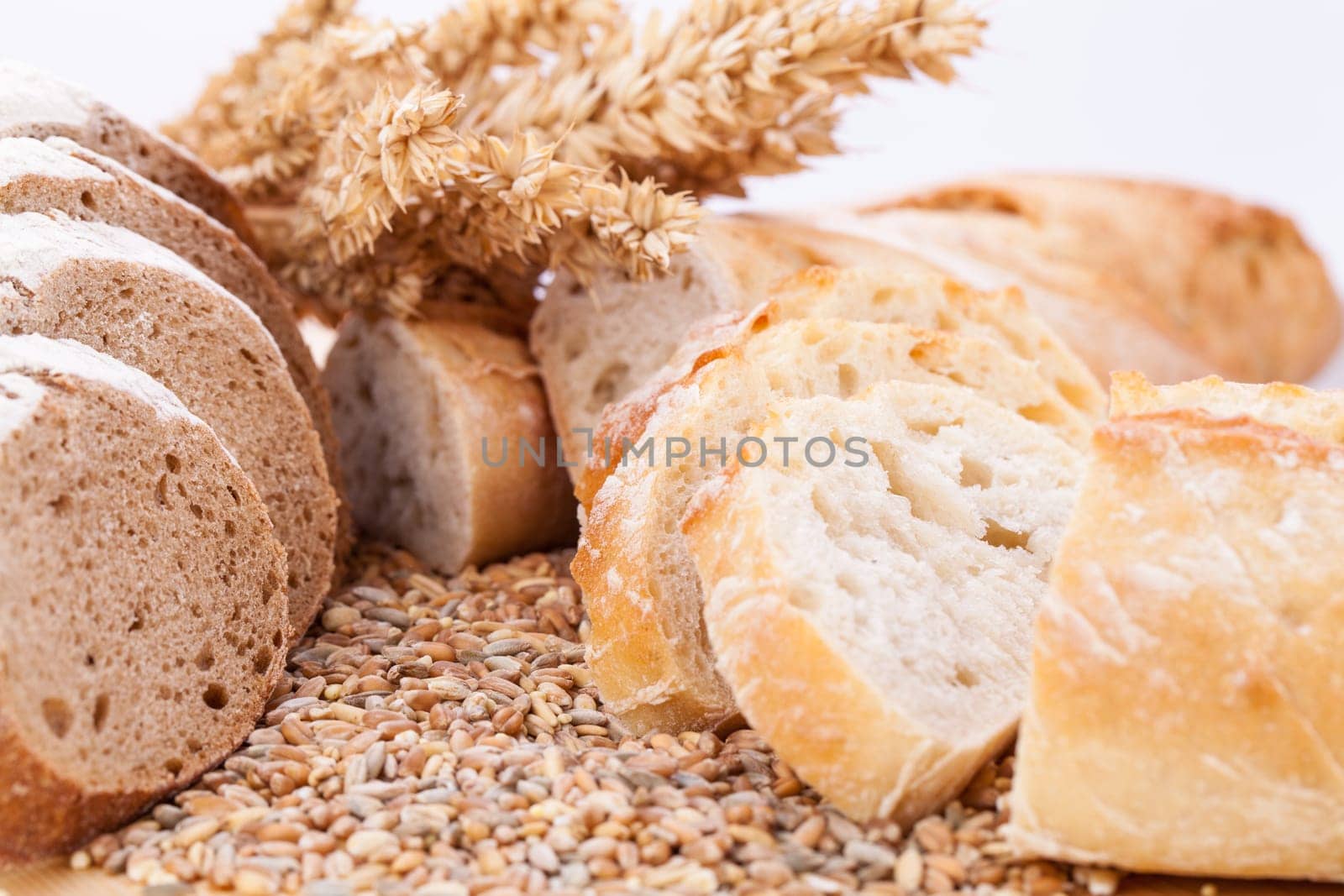 freshly baked bread sliced close-up macro food bakery cereal