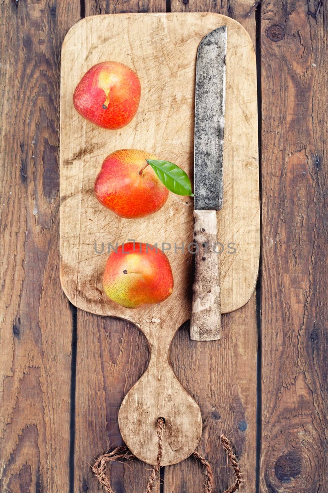 Pears rustic
