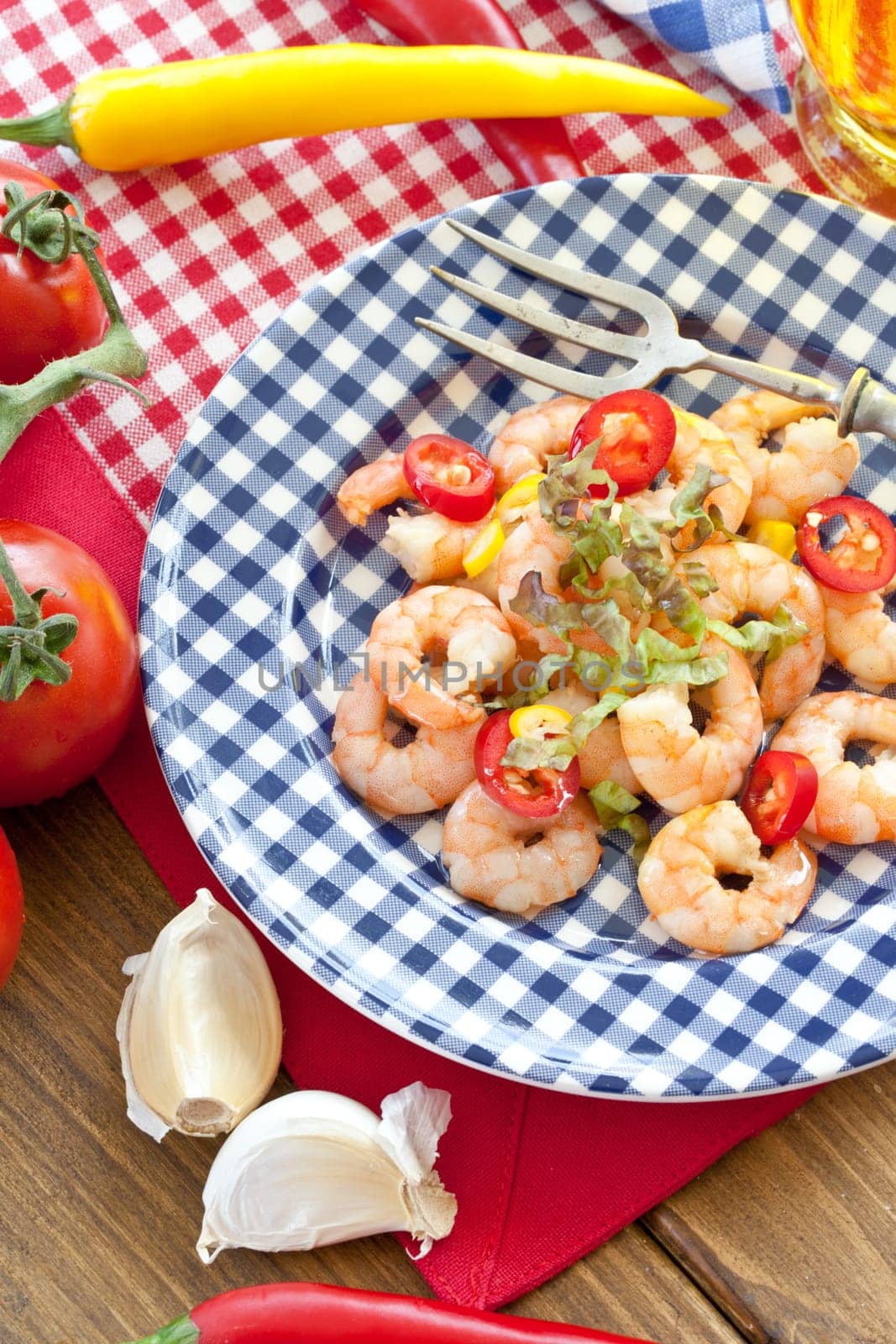 Fried prawns with chilli and fresh crabs