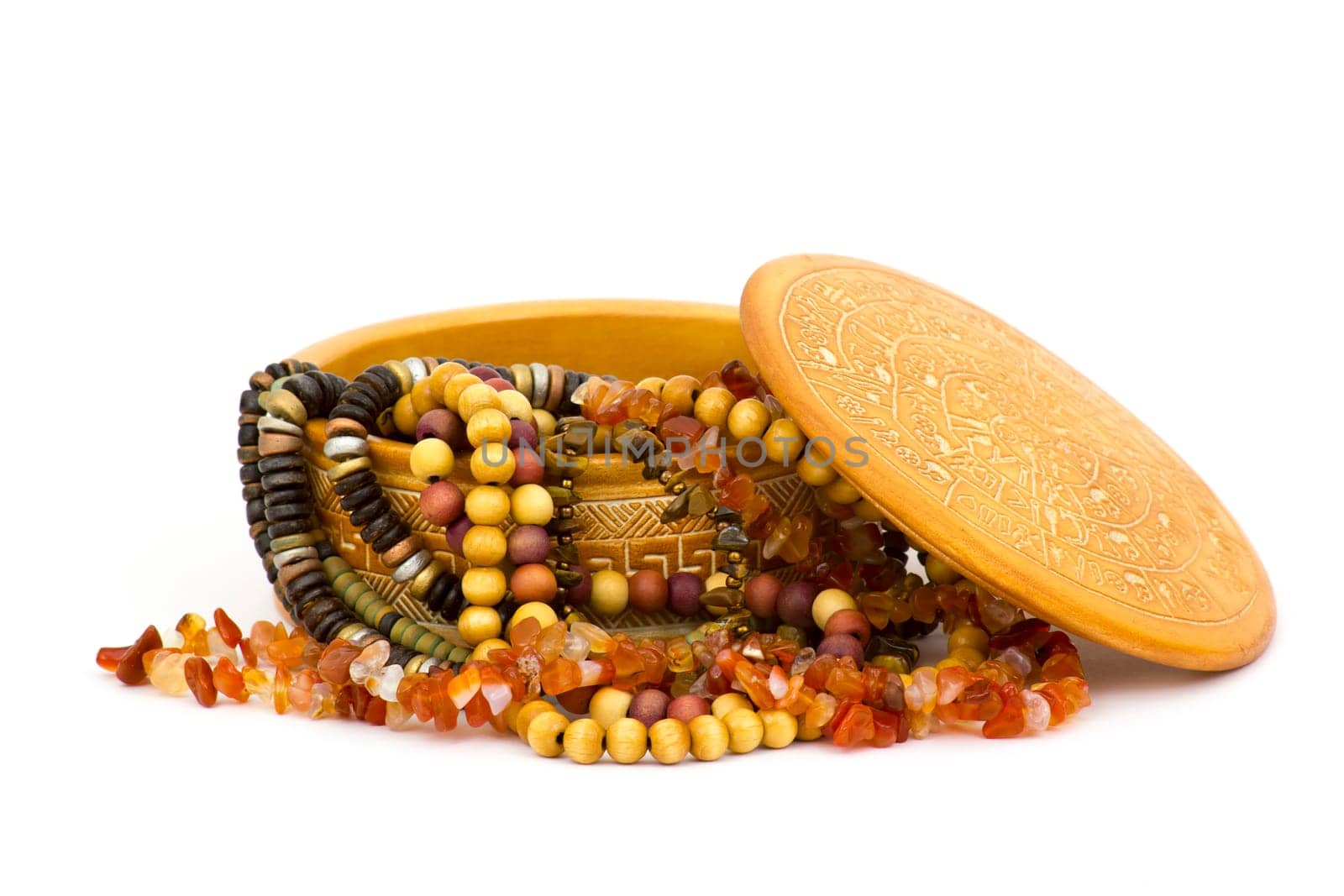 clay casket with jewellery