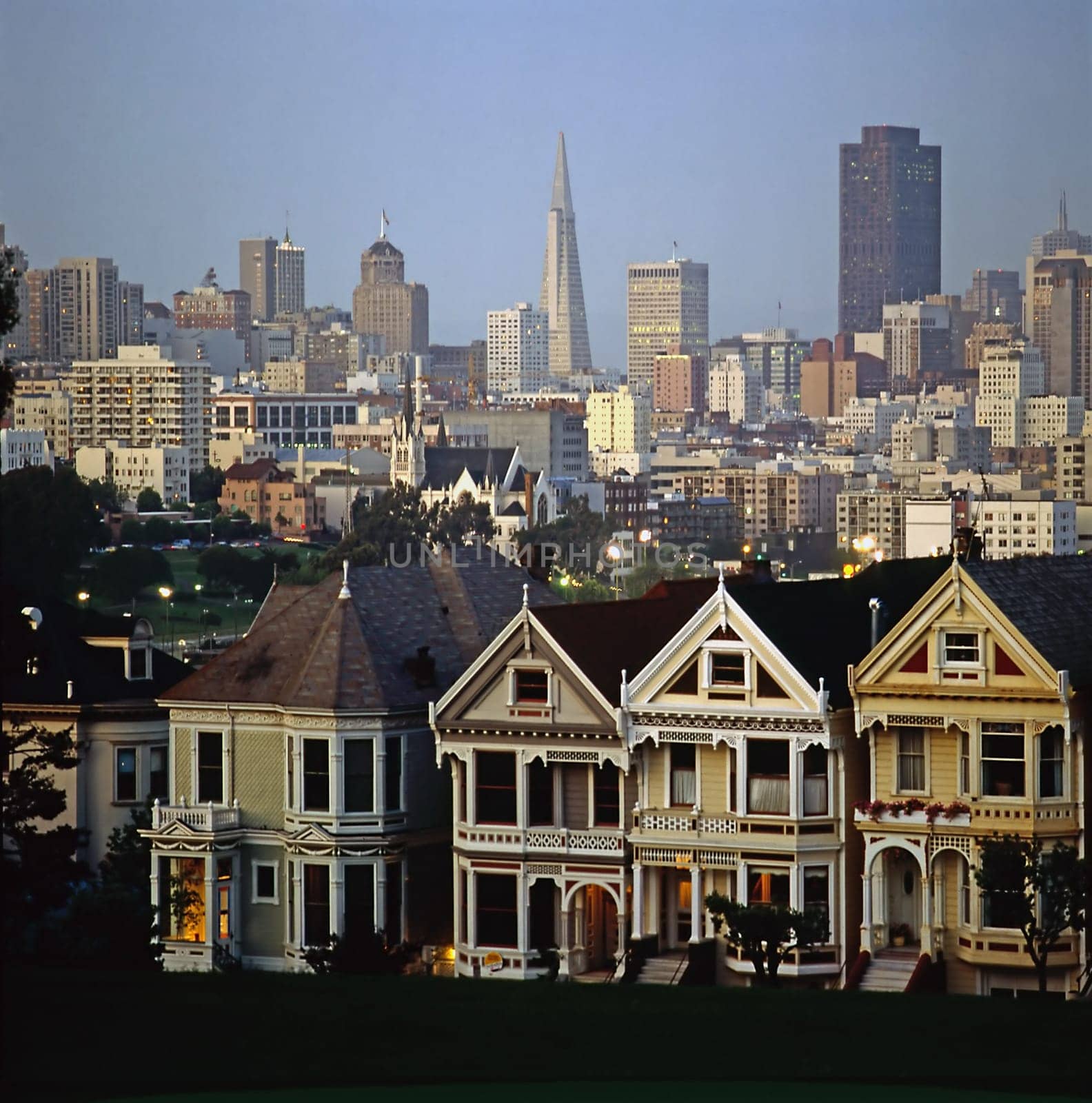 San Francisco skyline at dusk