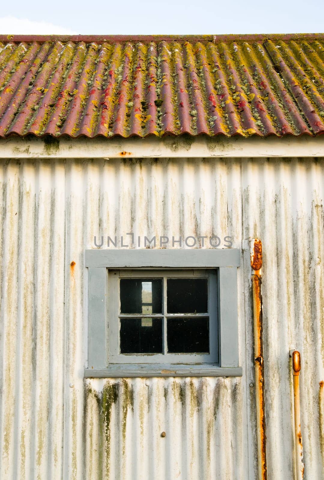 Rust Moss Wear and Tear show on this Outpost Outbuilding