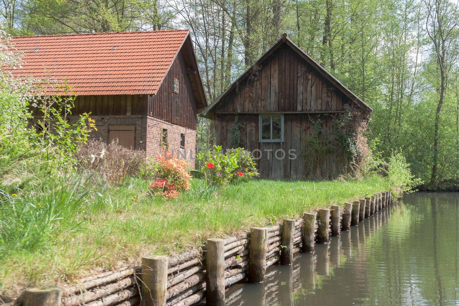 Two houses on the banks of a canal in the Spreewald near Lübbenau