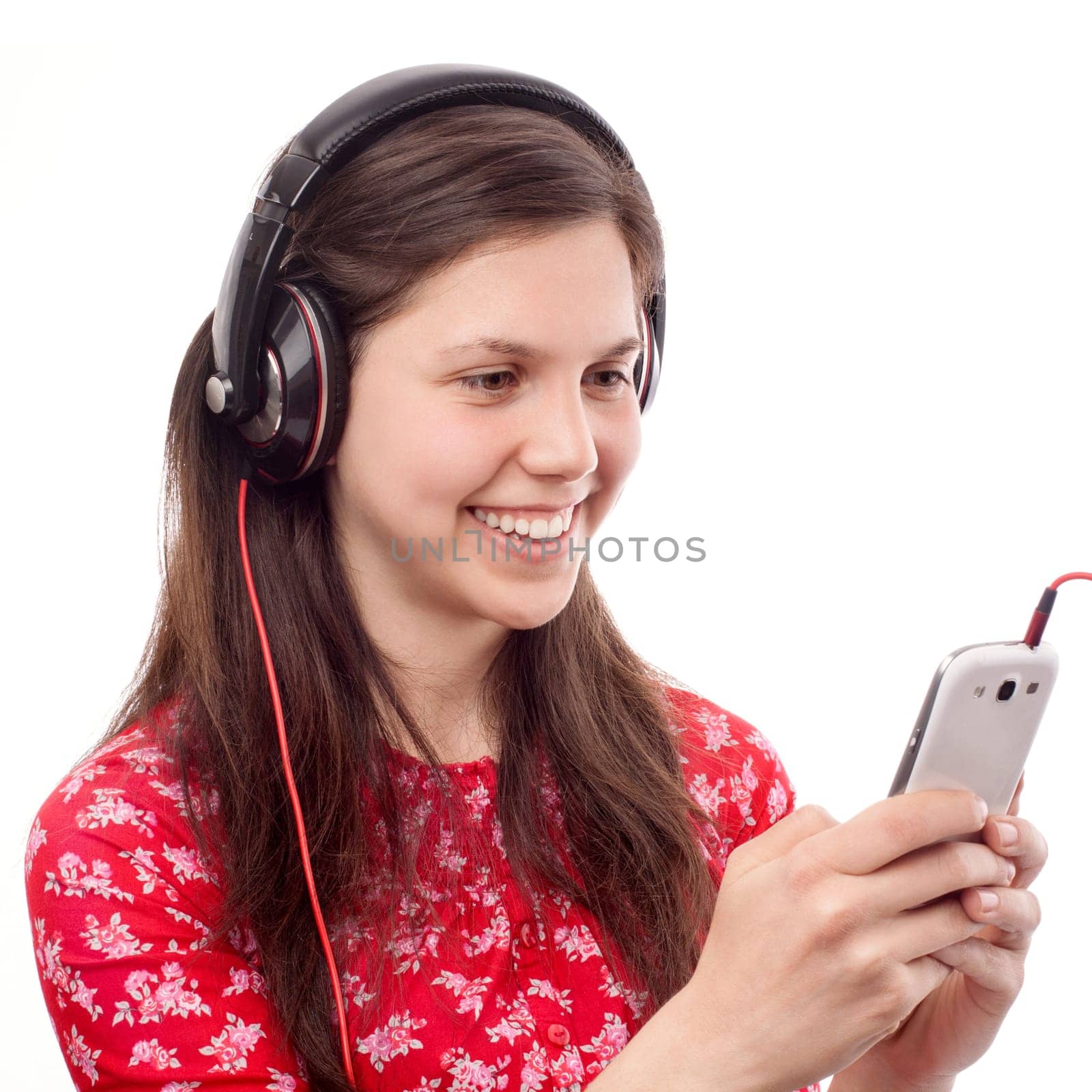 Young woman finding something nice on a smart phone