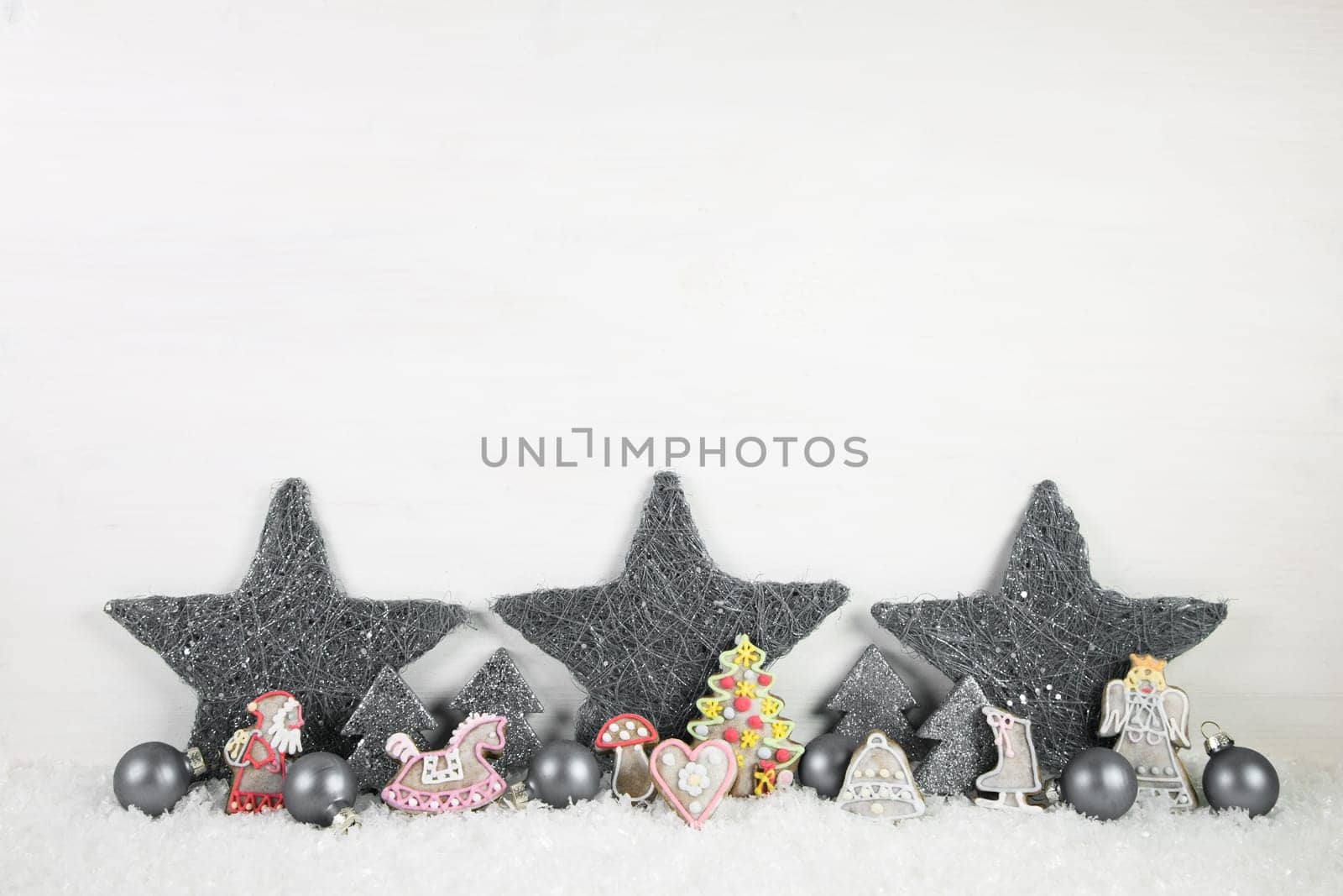 Shabby chic wooden christmas background in white and grey for decorations.