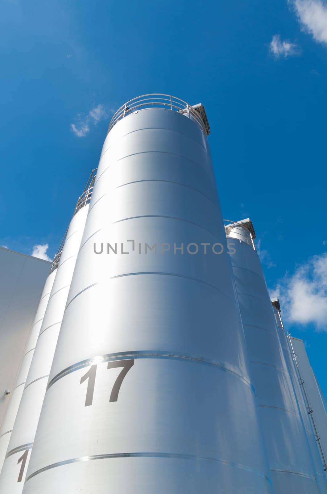 numbered industrial tanks for the food industry