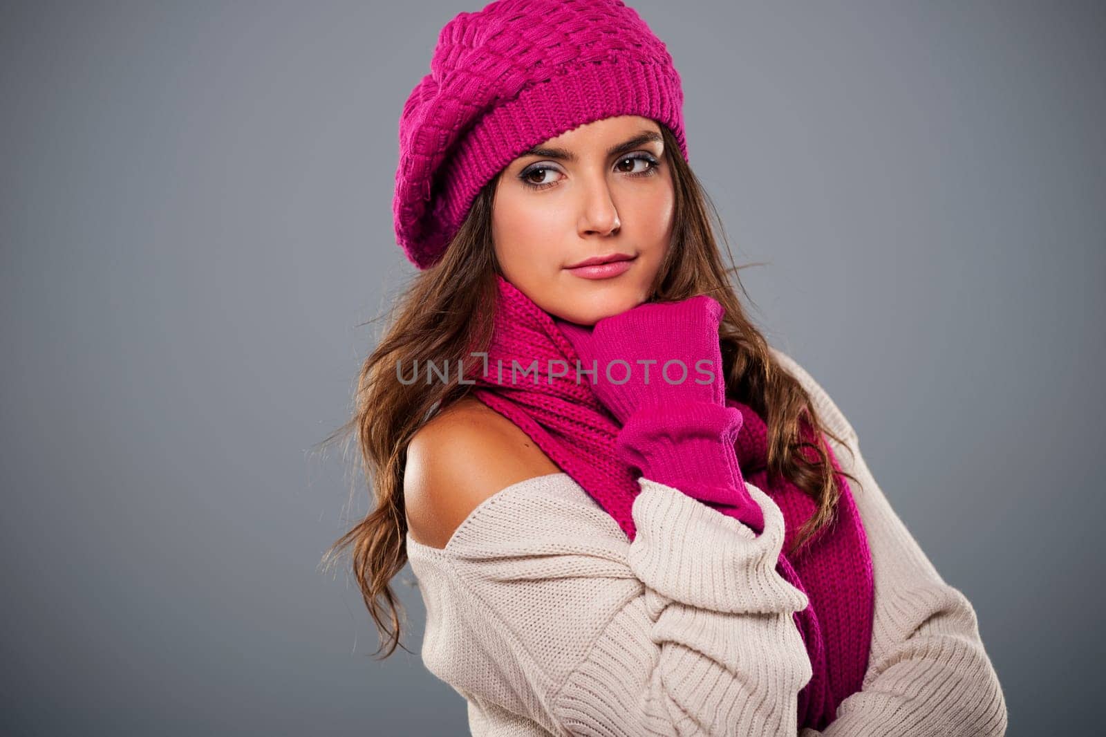 Portrait of fashionable woman in winter season