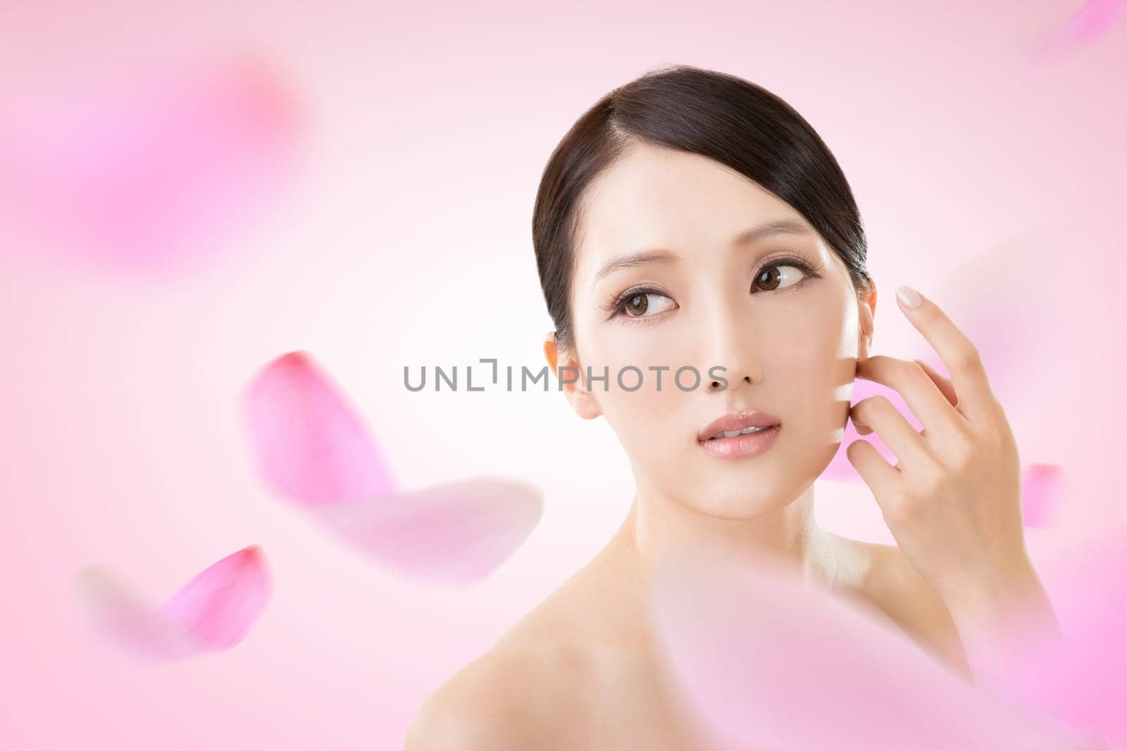 Asian beauty face closeup portrait with clean and fresh elegant lady.