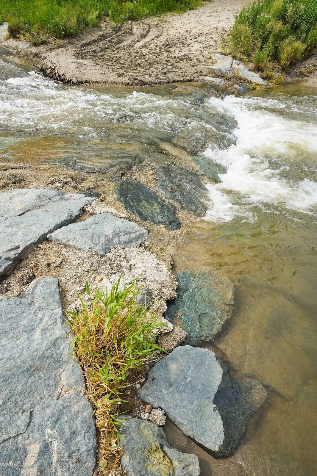 Flooding floods a ford