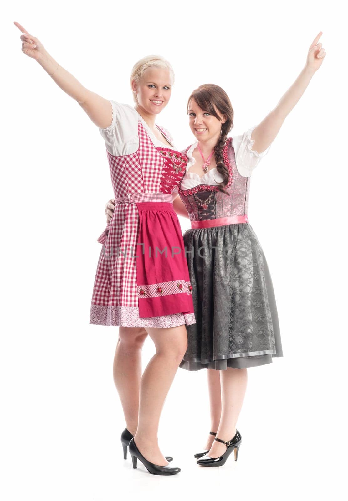2 girls at Oktoberfest