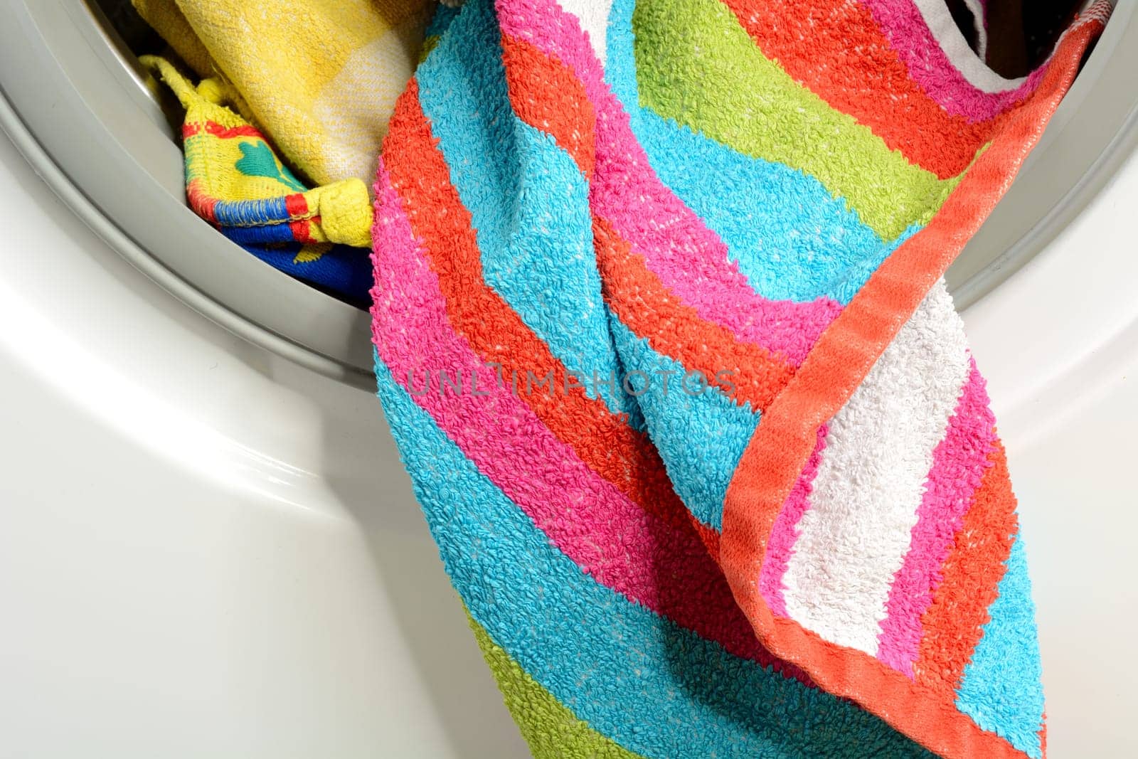 Coloured linen