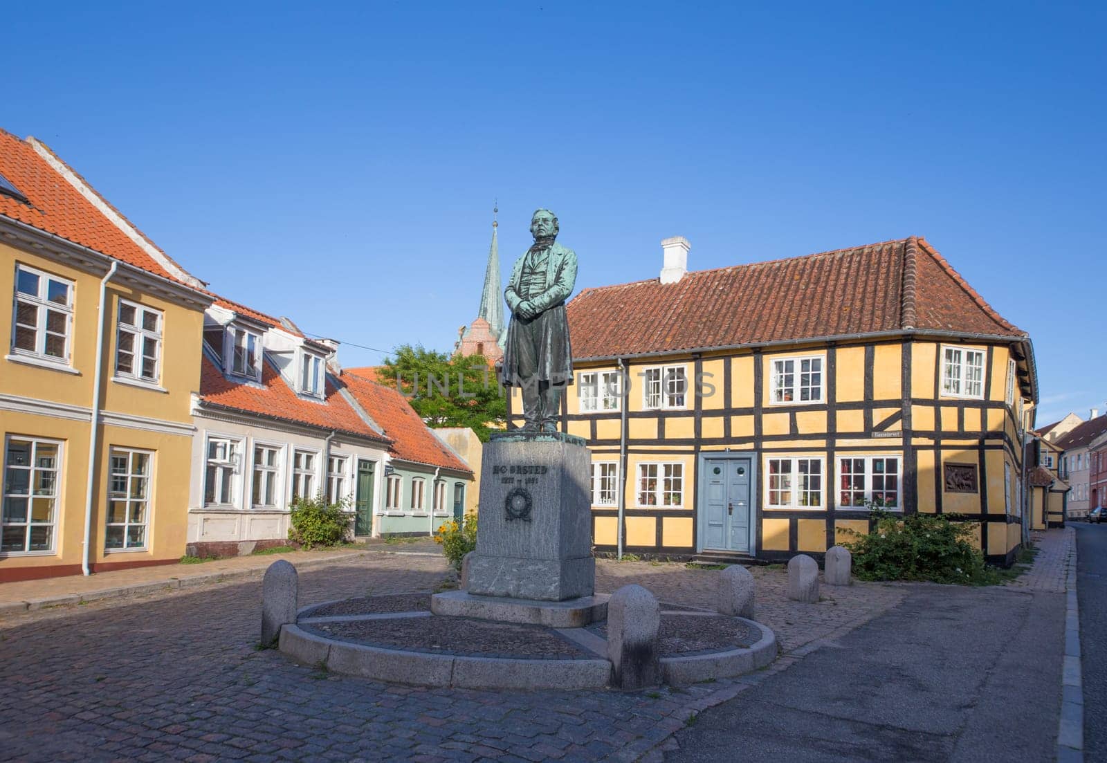 Monument in Rudkébing,inventor of electromagnetism
