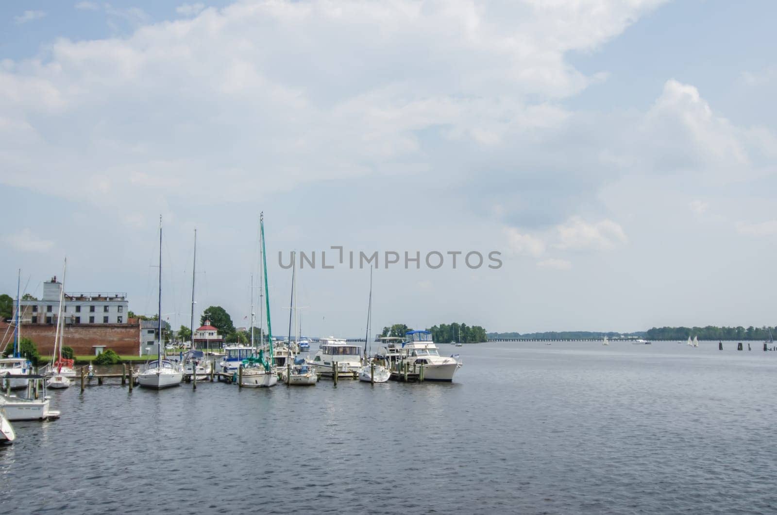 waterfront scenes in little washington north carolina