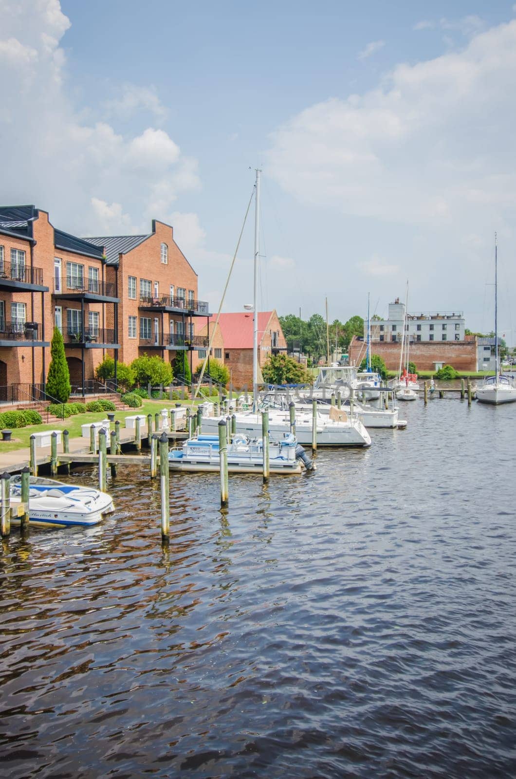 waterfront scenes in little washington north carolina