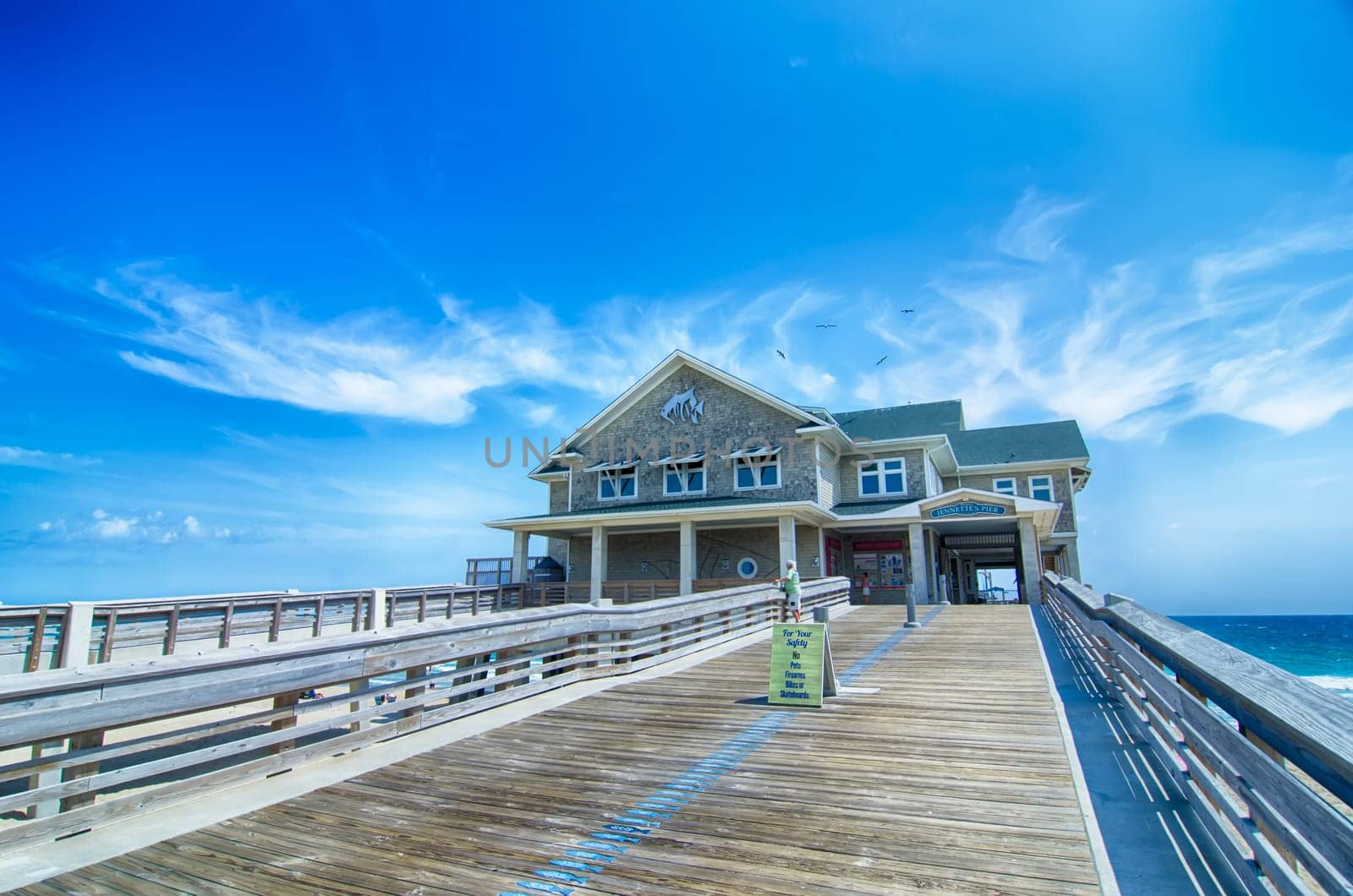 Jennette's Pier in Nags Head, North Carolina, USA.