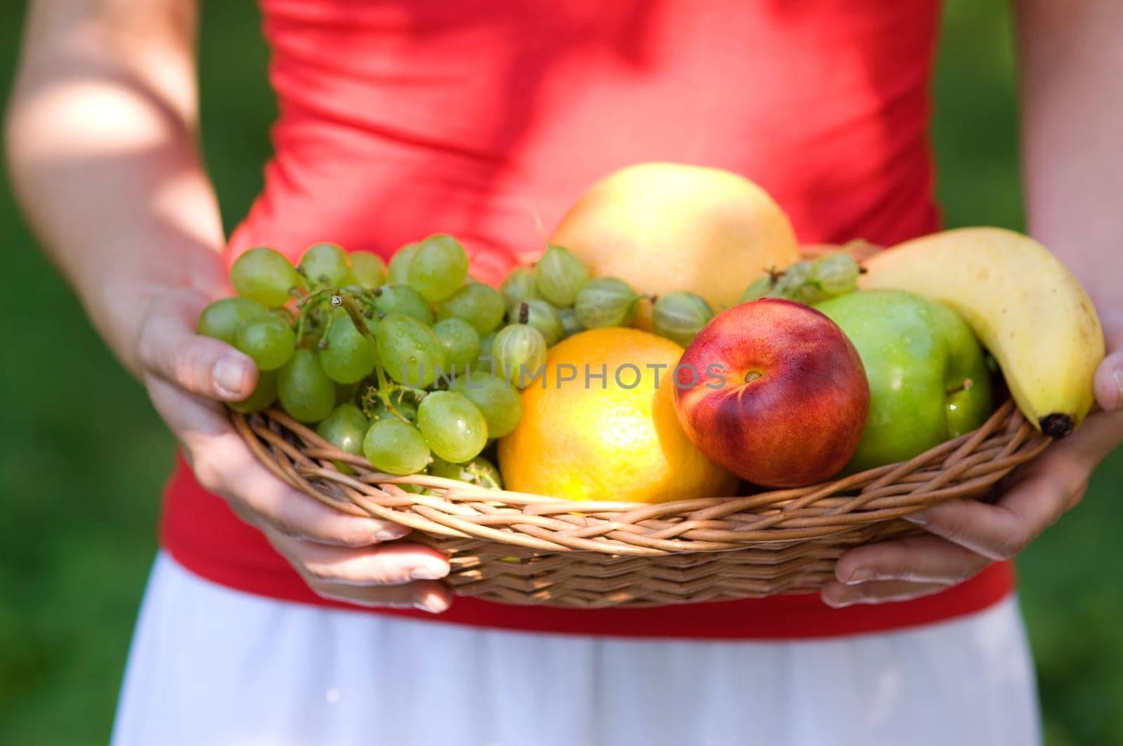 Fresh fruits in basket