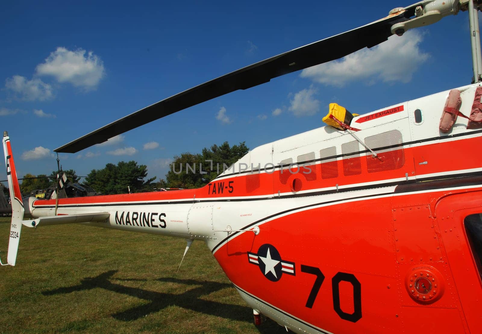 pictures of helicopters and other rotary wing aircraft at air show