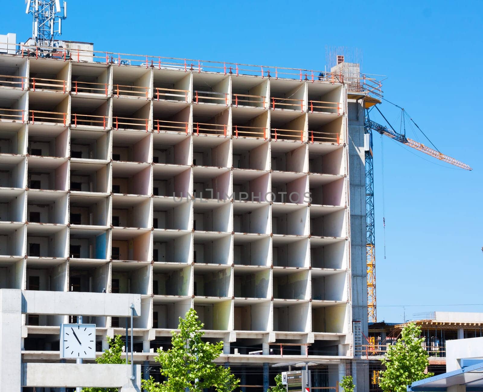 Building construction and crane