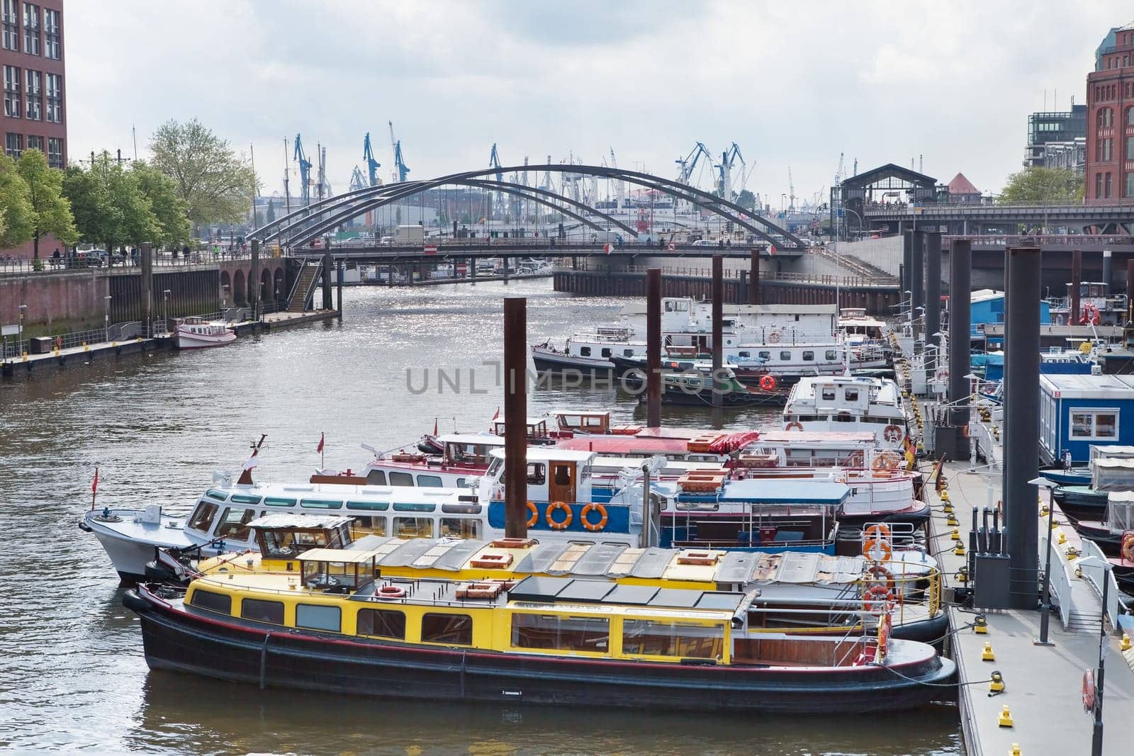 Ships at the pierin Speicherstadt Hamburg, Warehouse district, Germany
