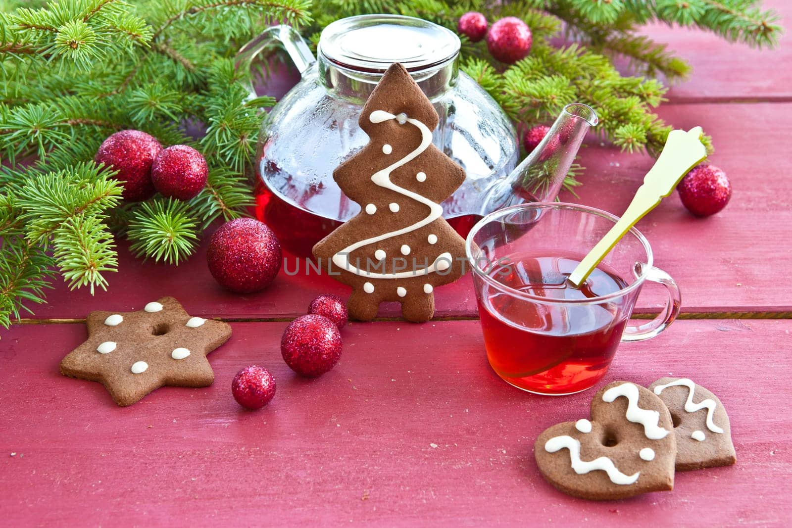 Hot tea,gluehwein and placeets